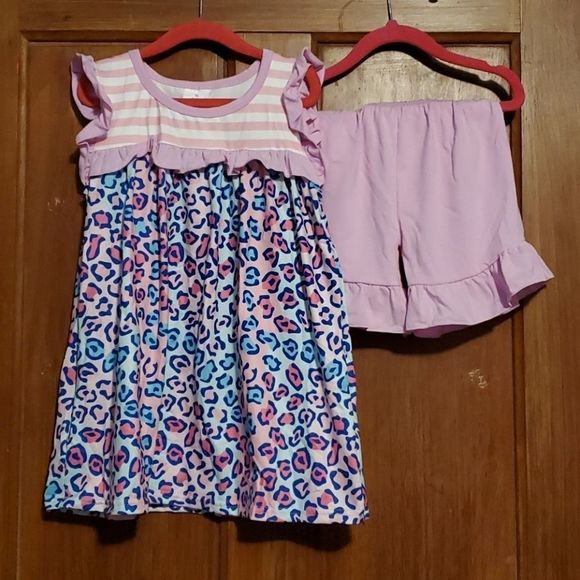 NEW CHEETAH PINK/BLUE 2 PIECE SHORT SET - Picture 1 of 1